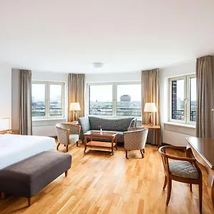 4* Отель Lindner Frankfurt Main Plaza, Part Of Jdv By Hyatt